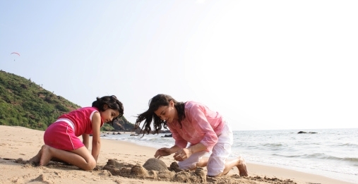 Tips-for-Beach-Vacations-with-Kids