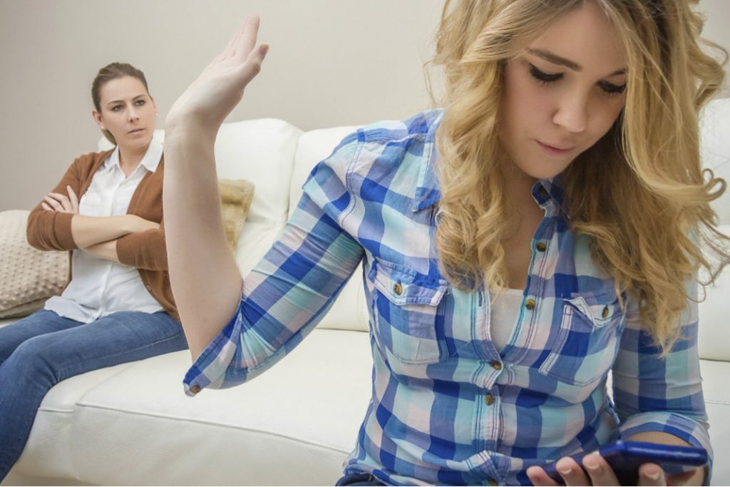 5 Ways to Deal with Teenage Behaviour Problems